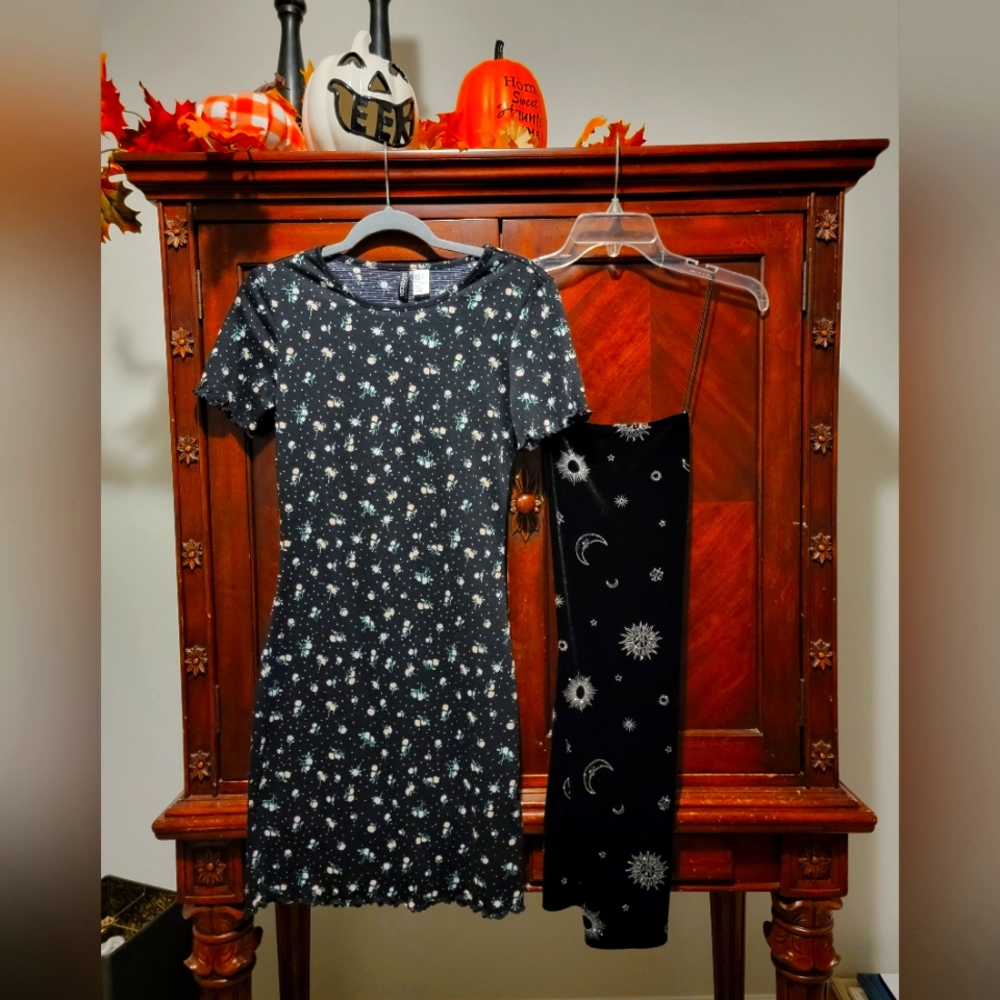 H&M black patterned dresses